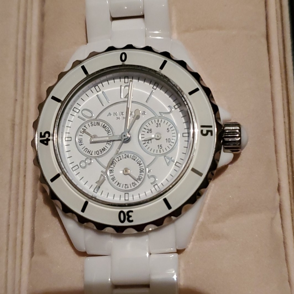 AKRIBOS XXIV CERAMIC WATCH